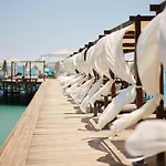 Laur Experience & Elegance Resort 5*