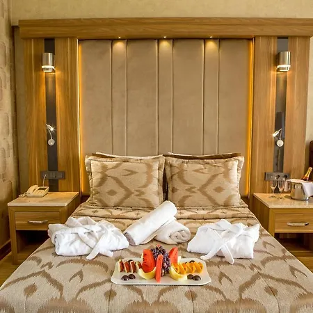 Laur Experience & Elegance Complex 5*