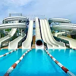 Laur Experience & Elegance 5*