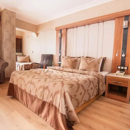 リゾート Laur Experience & Elegance