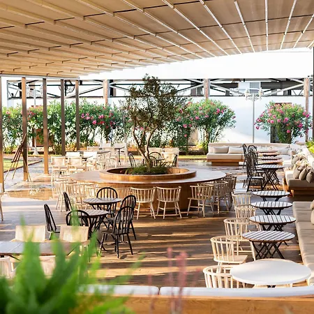 Laur Experience & Elegance 5* ディディム