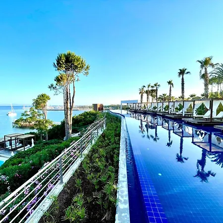 リゾート Laur Experience & Elegance