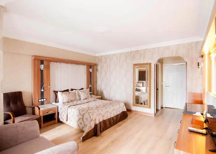 Resort Laur Experience & Elegance 5*