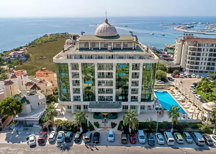 Resort Laur Experience & Elegance 5*